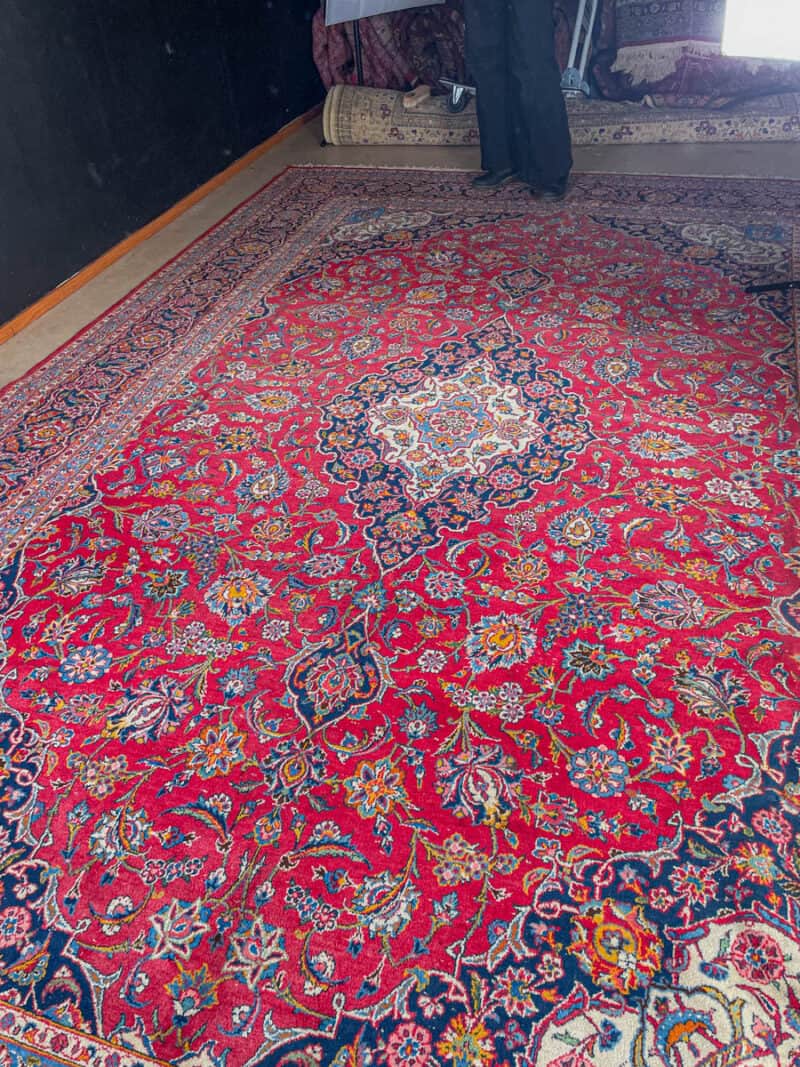 tyrmäävä palatsikokoinen keshan  400 x 290 cm (kopio)