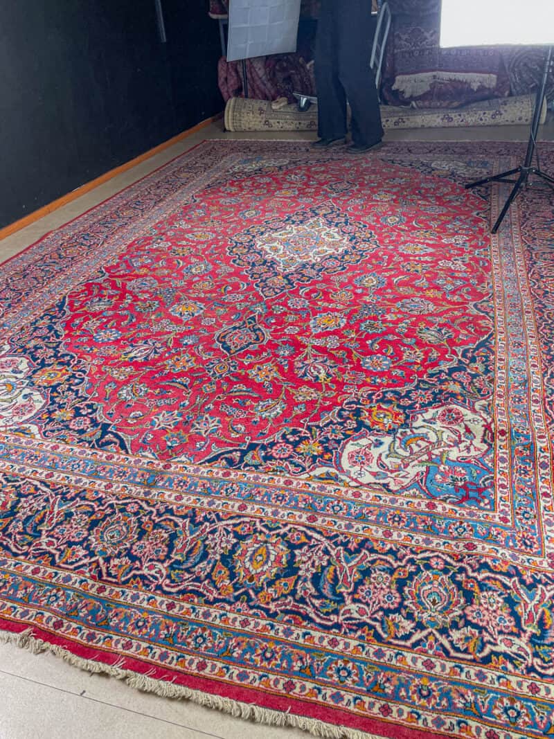 tyrmäävä palatsikokoinen keshan  400 x 290 cm (kopio)