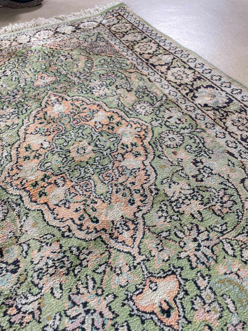 silkkimatto lumoava vaaleanpunainen puutarha ghom 147 x 91 cm (kopio)