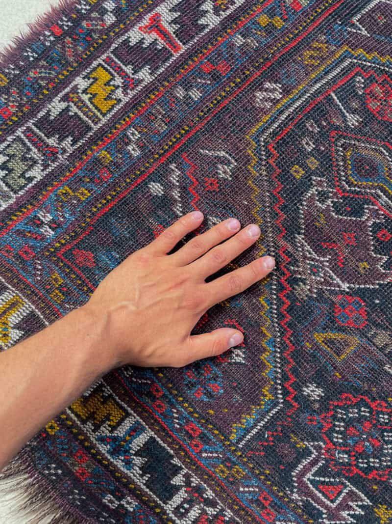 historiaa huokuva puoliantiikki gasghai 186 x 137 cm