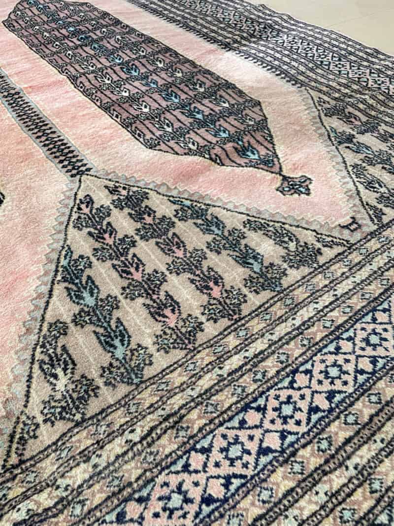 salaperäinen sarouk 155 x 75 cm (kopio)