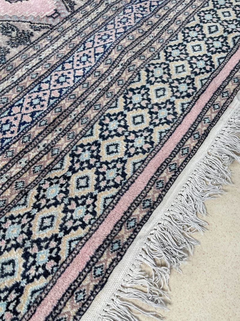 salaperäinen sarouk 155 x 75 cm (kopio)