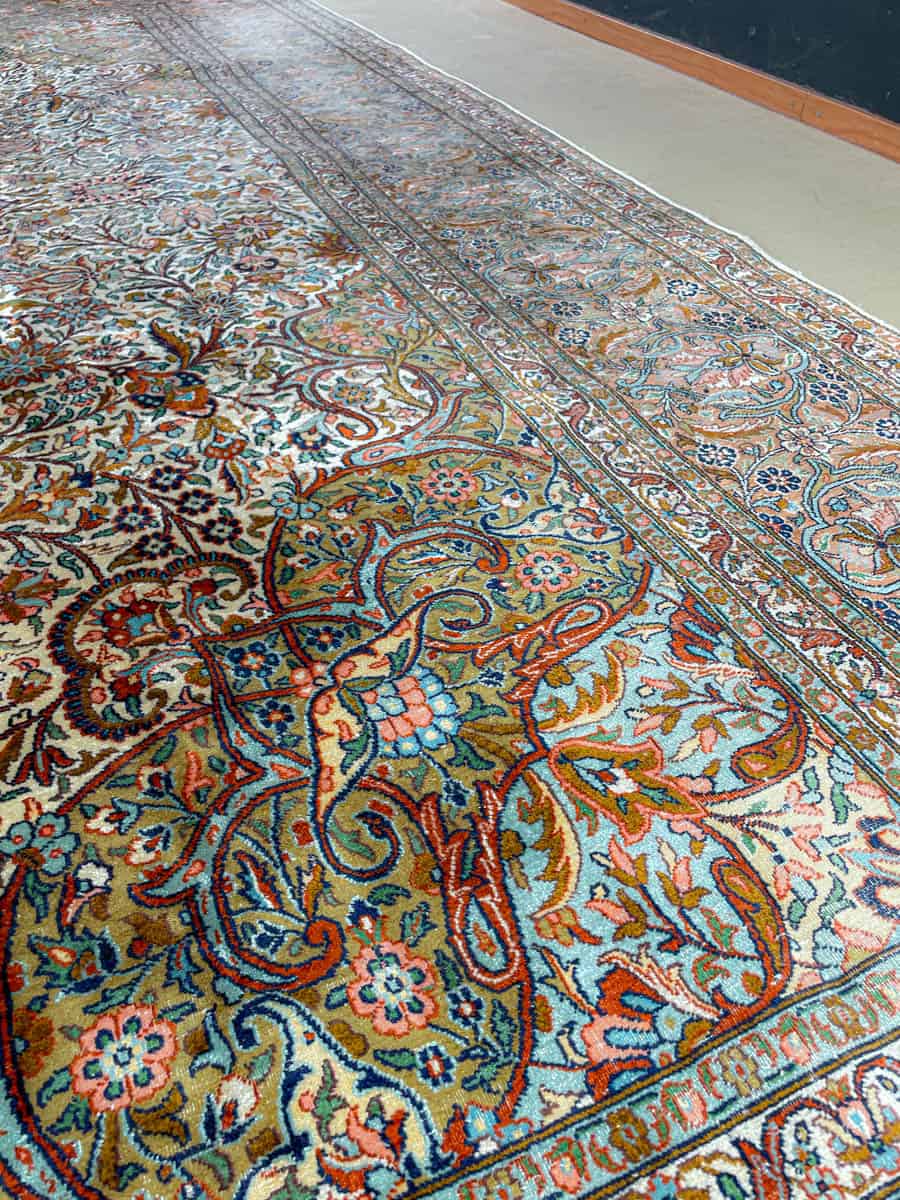 silkkimatto ylvään koristeelinen ghom 280 x 185 cm (kopio)