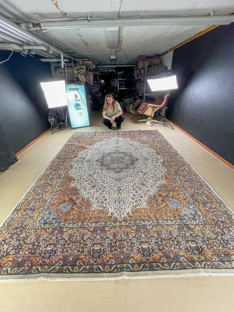 Äärettömän yksityiskohtainen maanläheinen ghom 325 x 245 cn