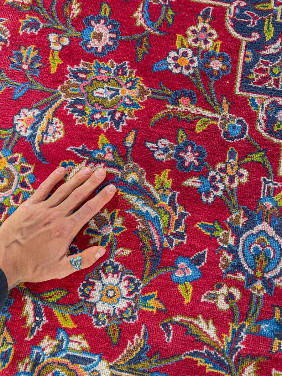 tyrmäävä palatsikokoinen keshan – signeerattu – 406 x 291 cm