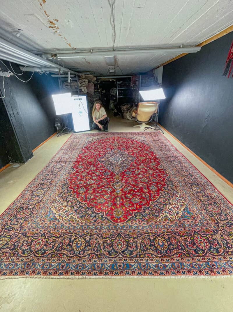 tyrmäävä palatsikokoinen keshan – signeerattu – 406 x 291 cm