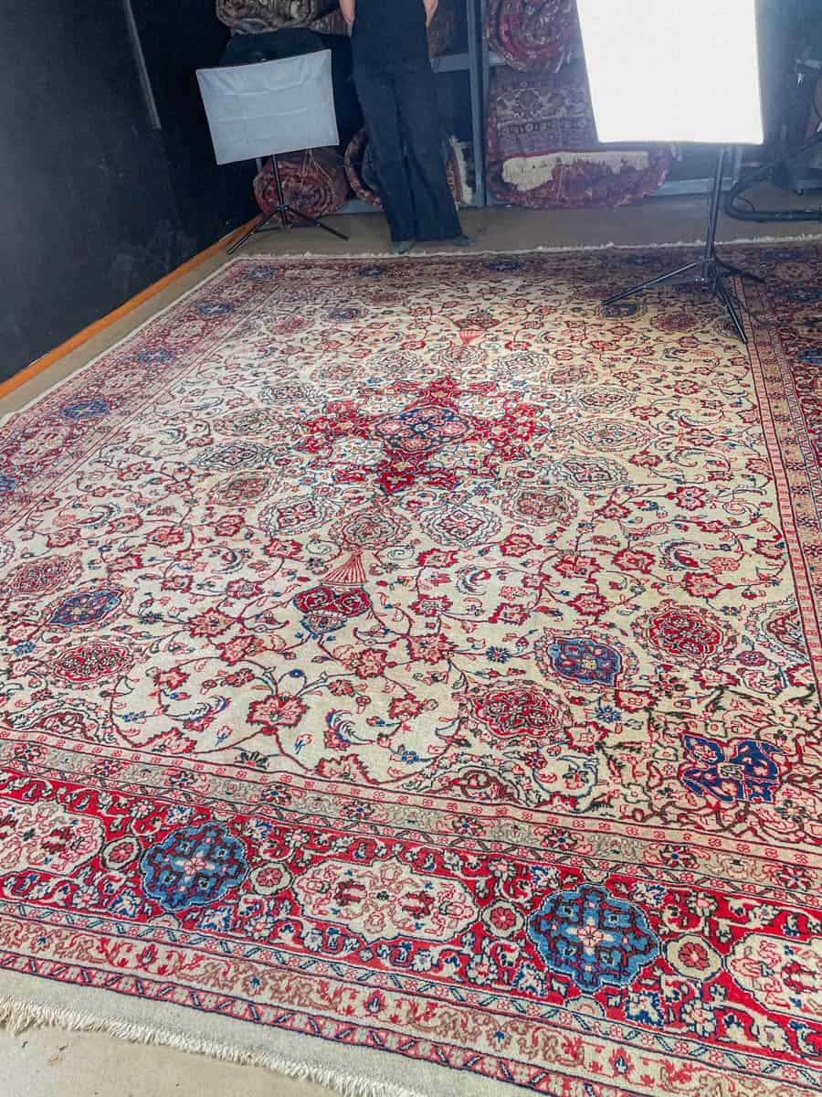 tyrmäävän elegantti palatsikokoinen sarouk 1960 luvulta 405 x 320 cm