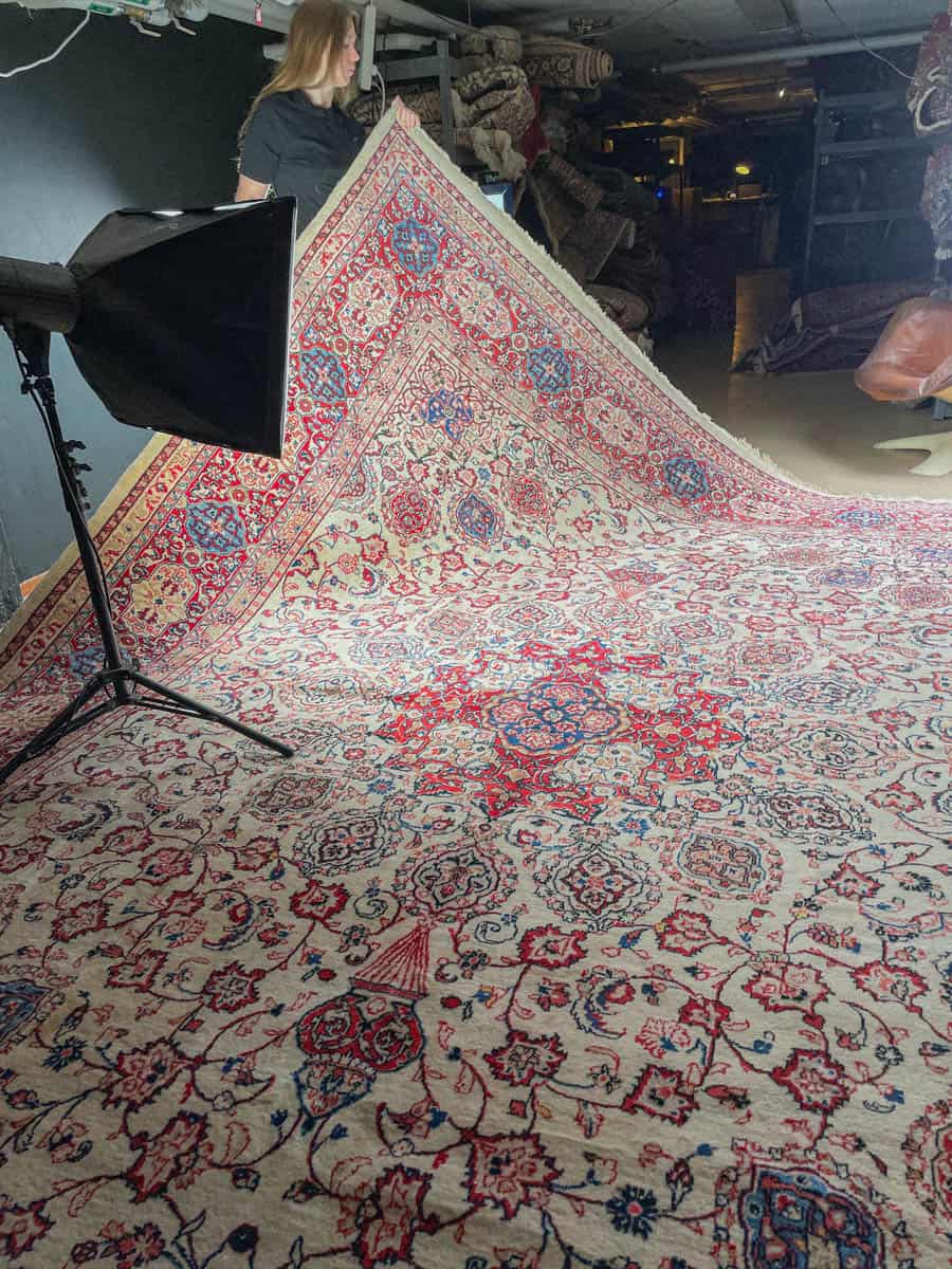 tyrmäävän elegantti palatsikokoinen sarouk 1960 luvulta 405 x 320 cm