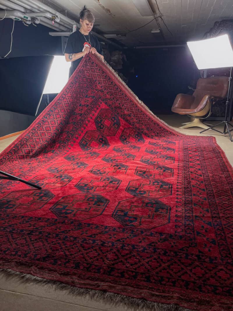 tummanpunainen afgaanimatto 1960 luvulta 284 x 202 (kopio)