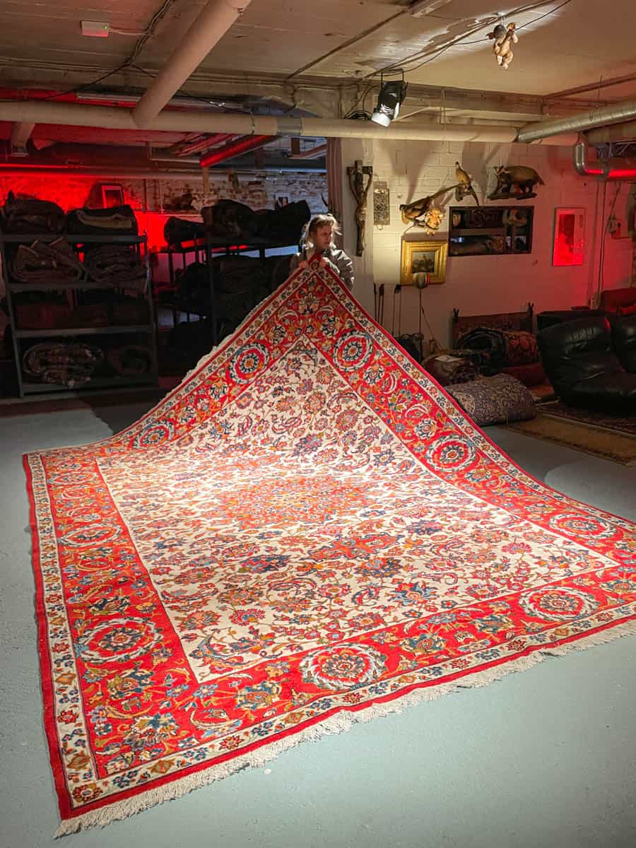 häikäisevä palatsikokoinen vaalea isfahan 374 x 285 cm