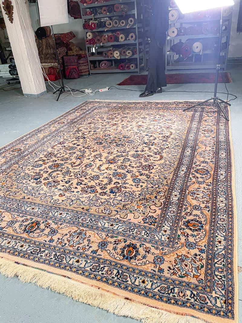 tyrmäävän elegantti vaalea kasmir 355 x 250 cm varattu 21.7. klo 20 asti (kopio)