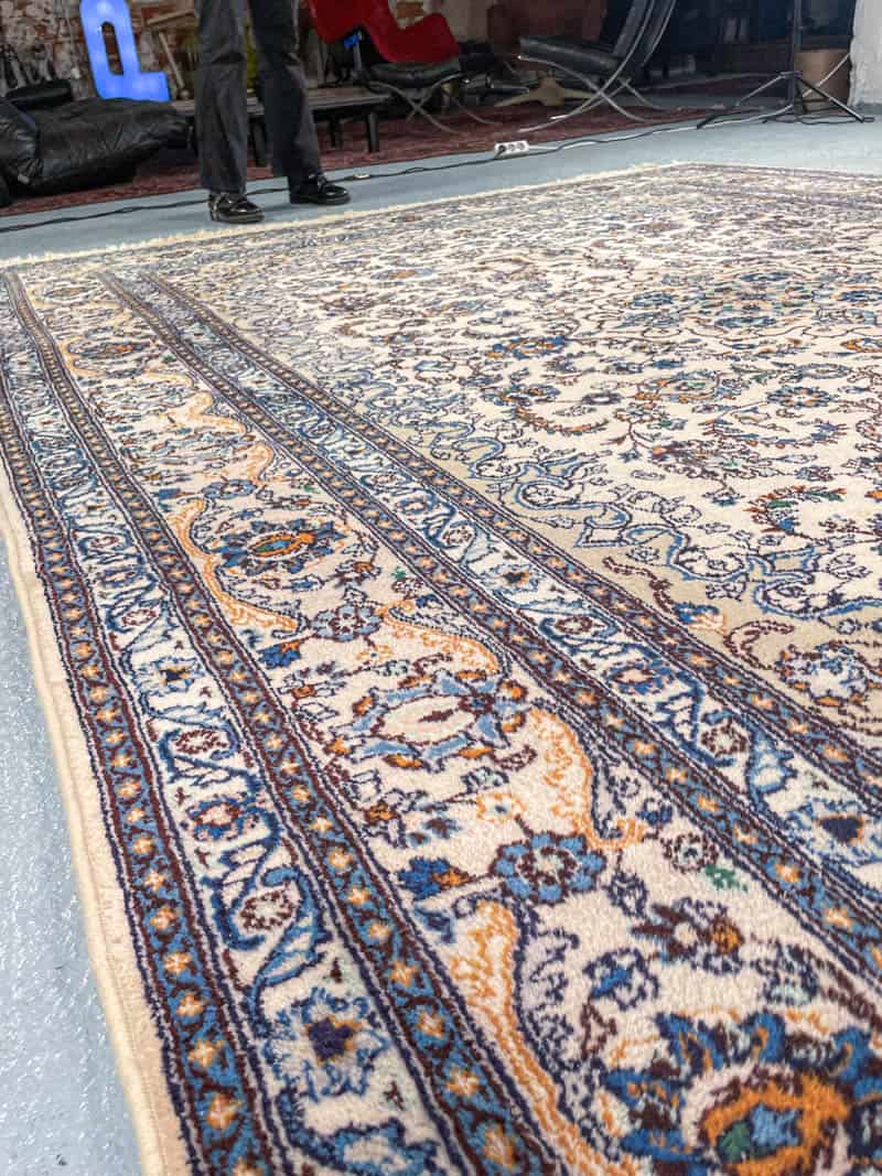 tyrmäävän elegantti vaalea kasmir 355 x 250 cm varattu 21.7. klo 20 asti (kopio)