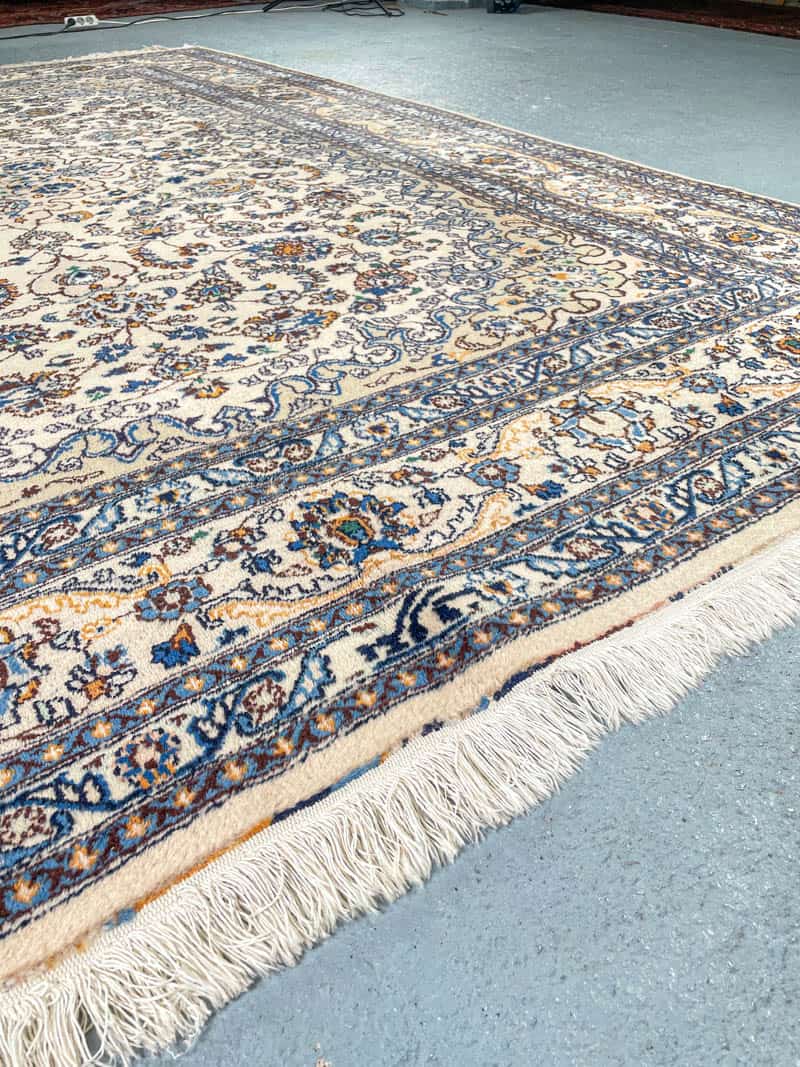 tyrmäävän elegantti vaalea kasmir 355 x 250 cm varattu 21.7. klo 20 asti (kopio)