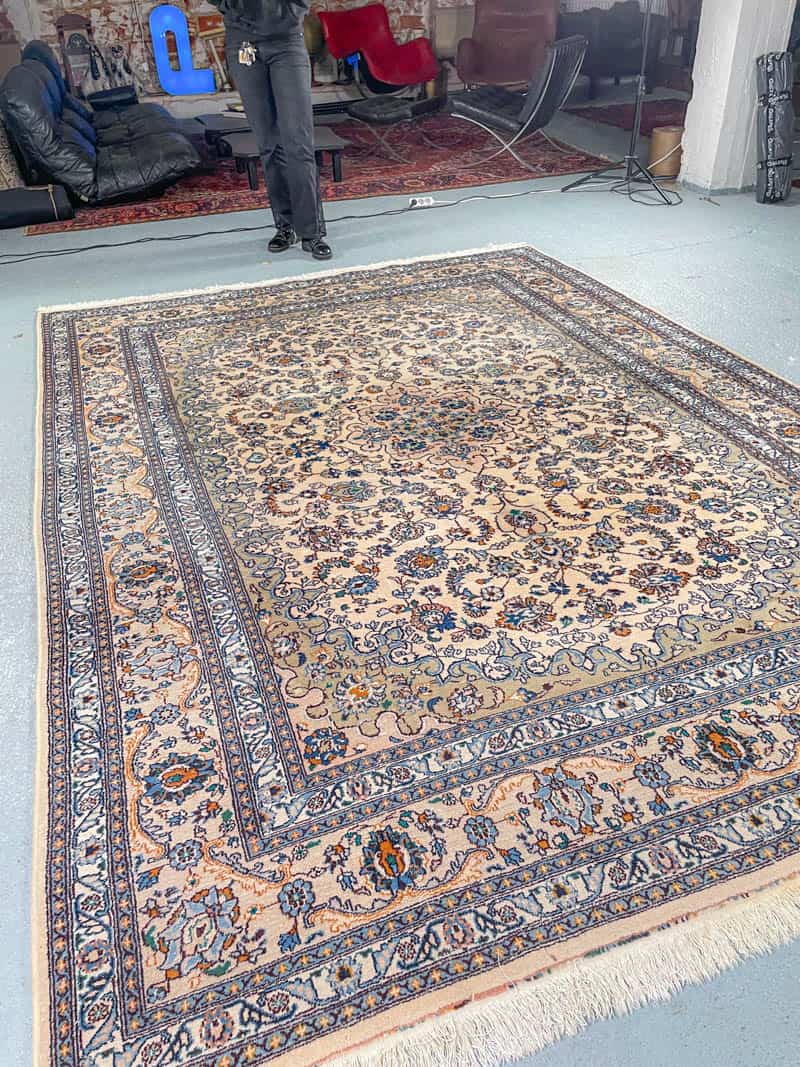 tyrmäävän elegantti vaalea kasmir 355 x 250 cm varattu 21.7. klo 20 asti (kopio)