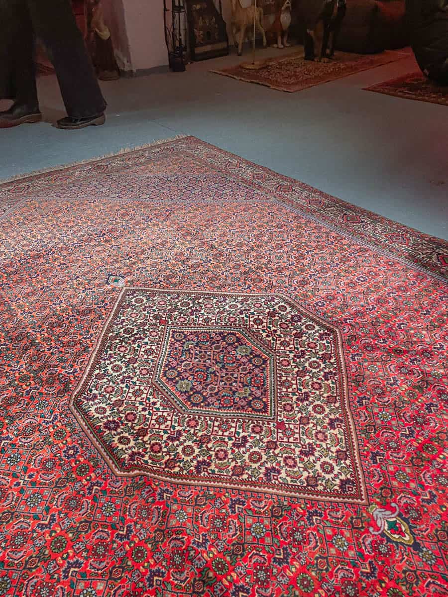 harvinainen vaaleanpunainen bijar 315 x 203 cm