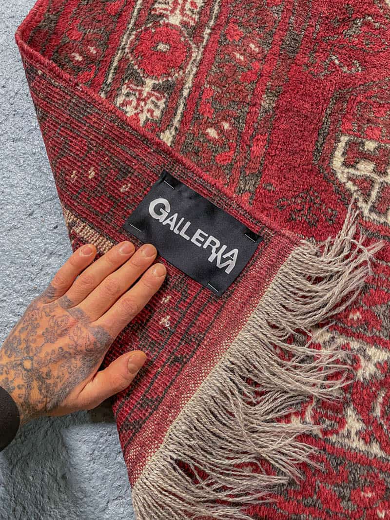 tyrmäävä puoliantiikki afgaanimatto 1950 luvulta 205 x 131 cm (kopio)