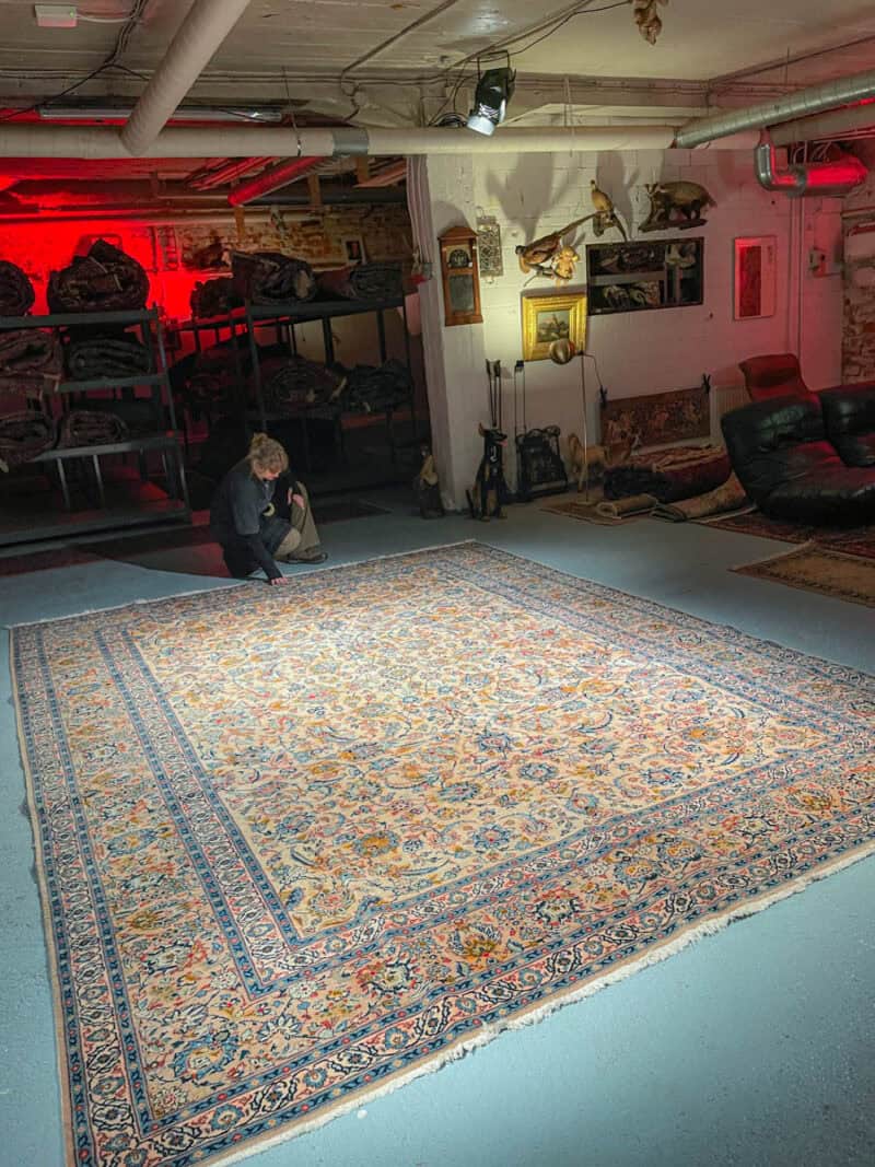 juhlavan koristeellinen palatsikokoinen sarouk 390 x 290 cm