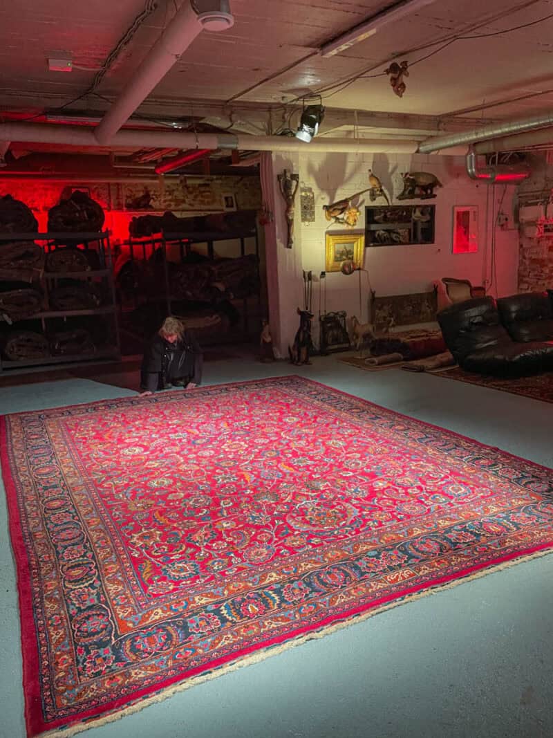 hehkuvan viininpunainen palatsikokoinen meshed – 400 x 300 cm