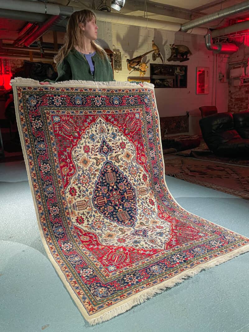 herkän elegantti ghom 189 x 122 cm