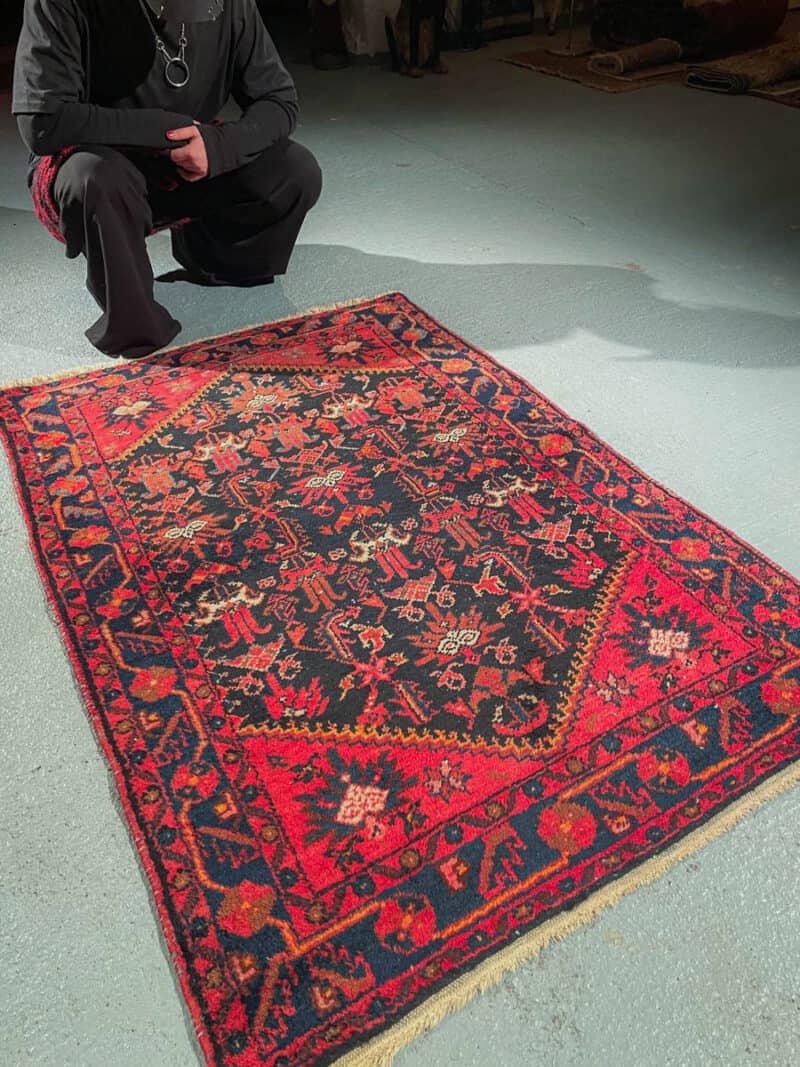 hehkuva vintage malayer  152 x 123 cm