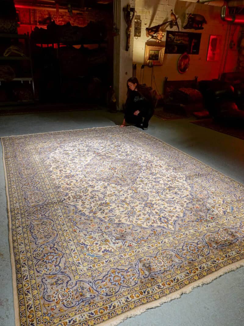 näyttävä perinteinen keshan  355 x 246 cm (kopio)