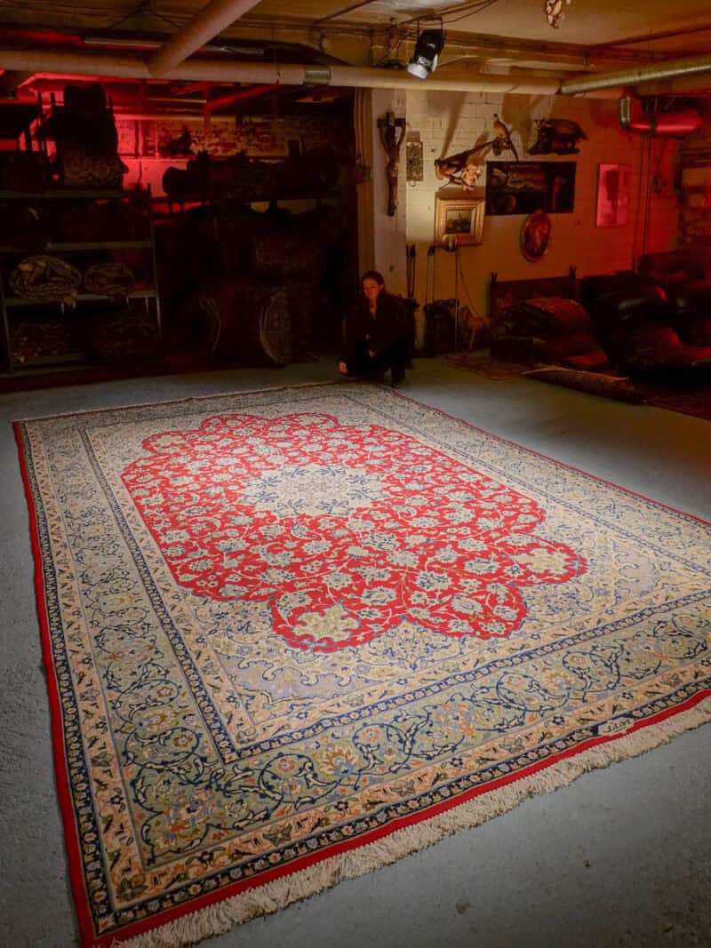 hulppean yksityiskohtainen palatsikokoinen nain – 460 x 295