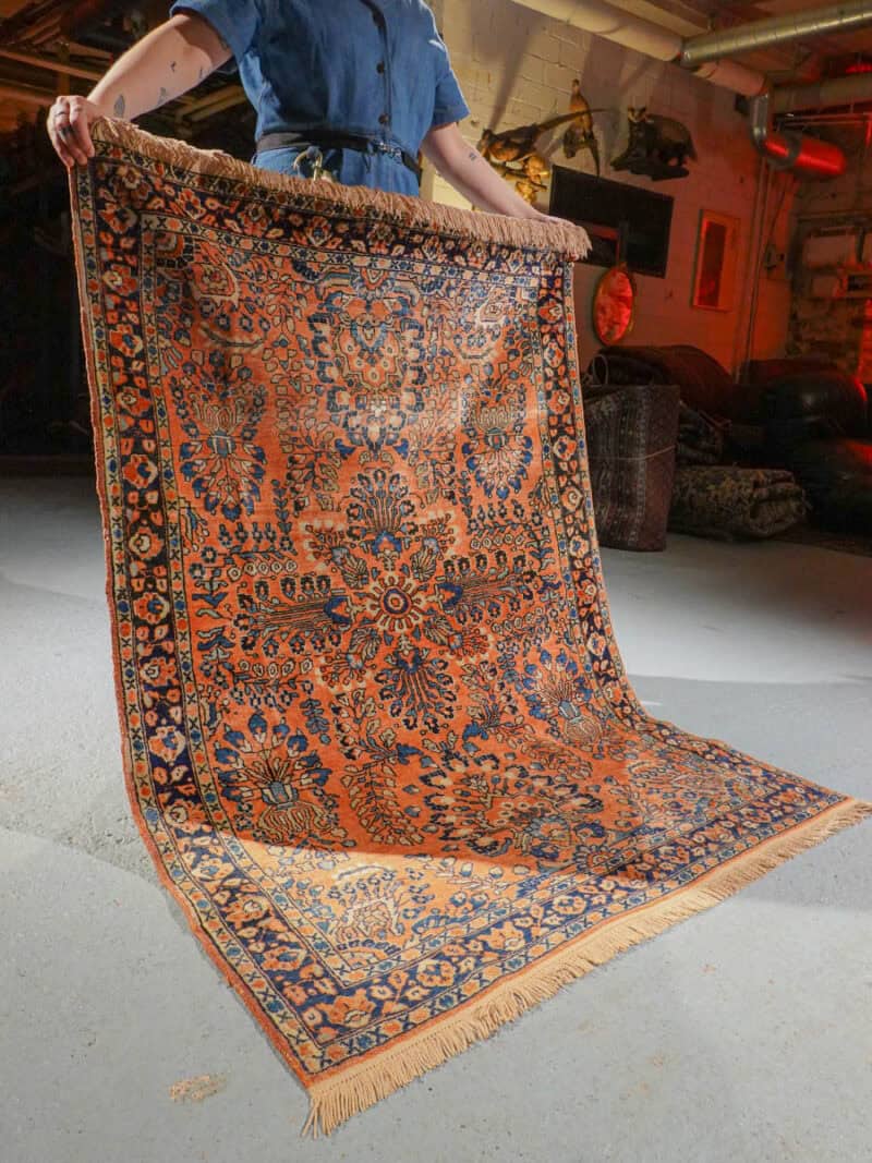 lumoava antiikkinen sarouk 1920 luvulta  140 x 100 cm