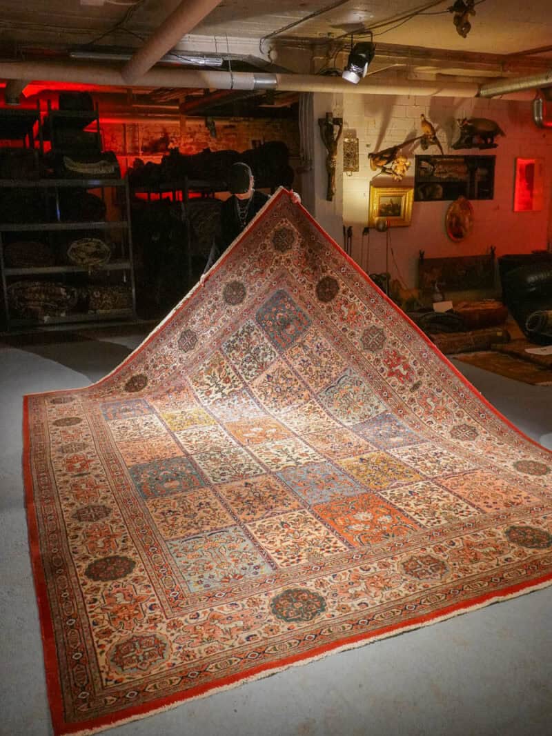 harvinaisen elegantti bahtijaari 290 x 198 cm (kopio)