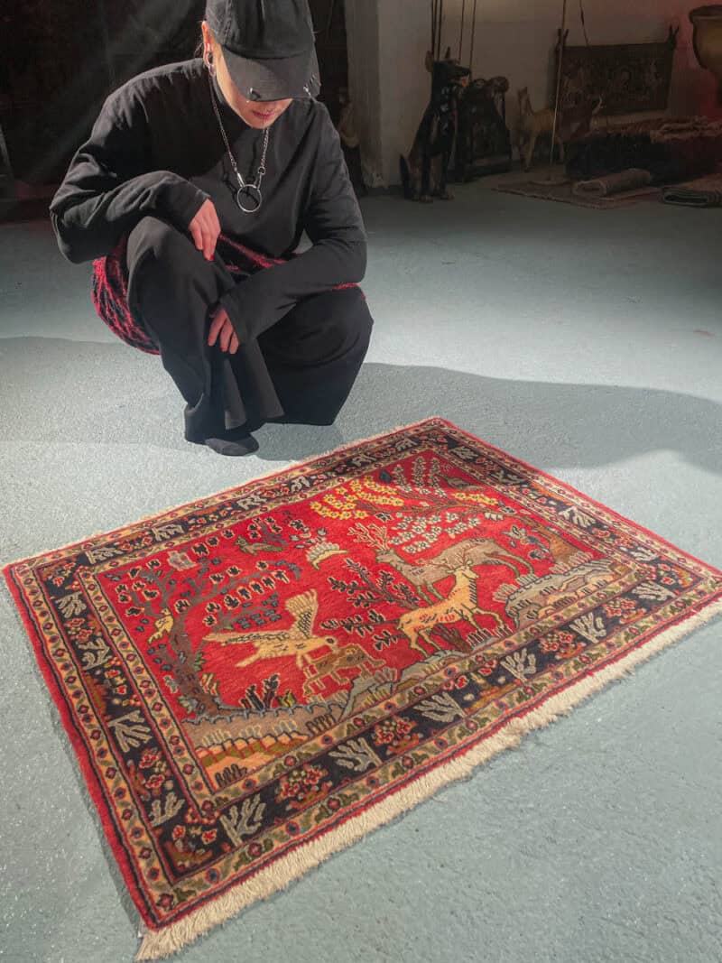 eläinaiheinen tabriz 1940 luvulta 180 x 130 cm (kopio)