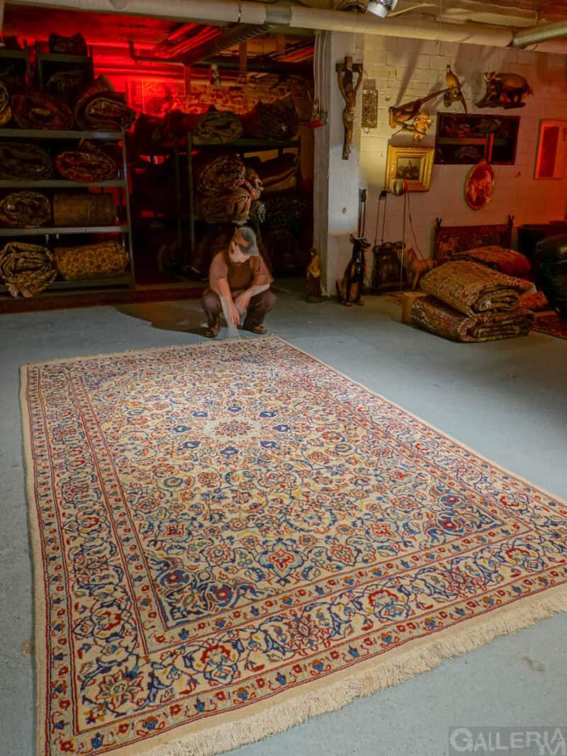 hienostuneen koristeellinen nain 313 x 196 cm