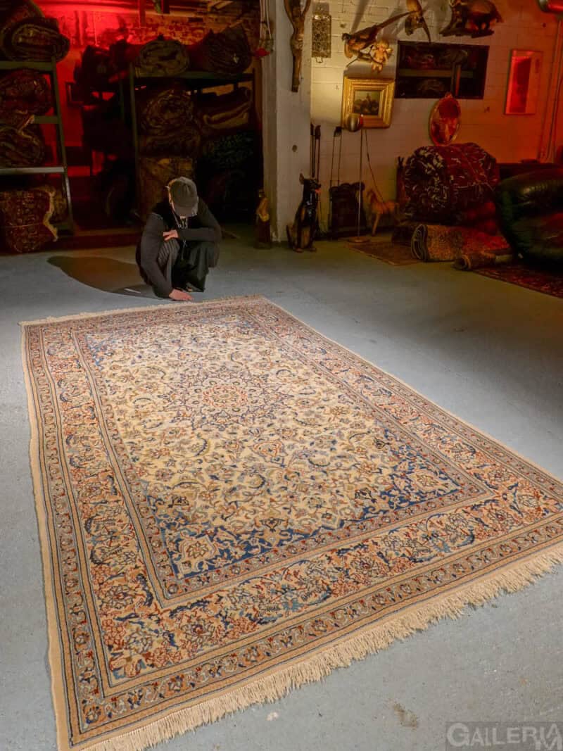 puoliantiikkinen nain silkillä 312 x 200 cm (kopio)