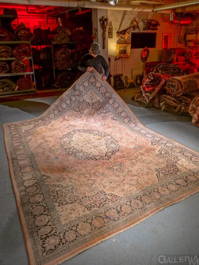 silkkimatto – puoliantiikkinen pastelli ghom – 331 x 248 cm