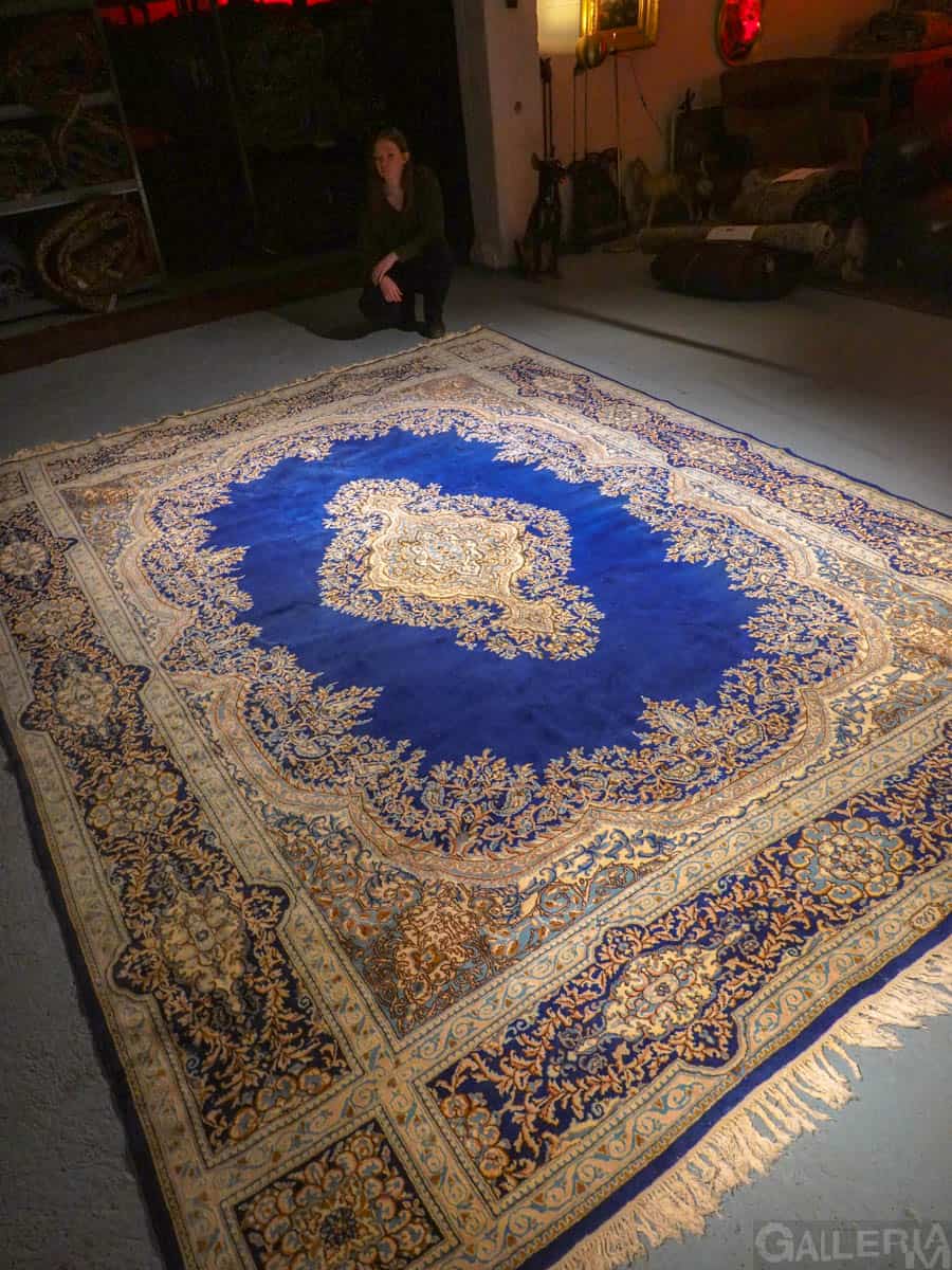 suuri säkenöivän sininen kirman 355 x 255 cm (kopio)