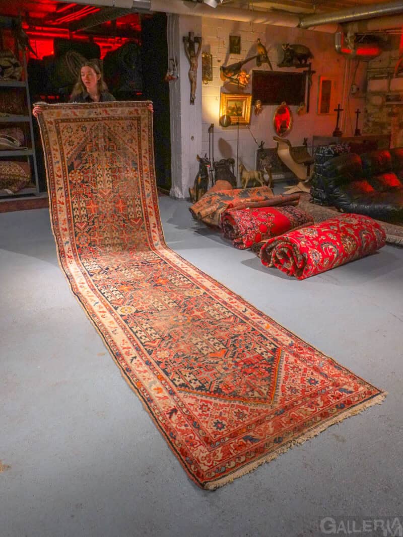 soinnukkaan vaalea hamadan käytävämatto – 410 x 105 cm