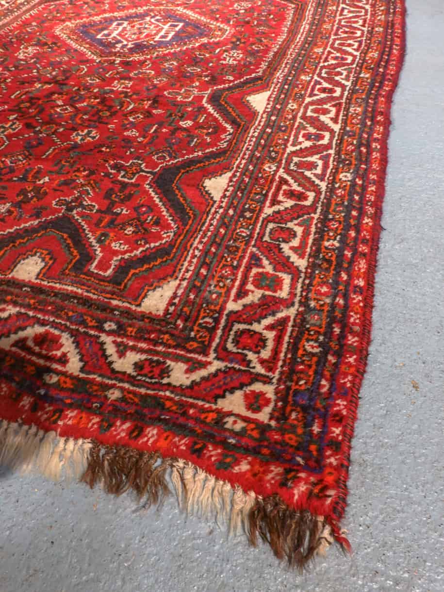 pirteän punainen puoliantiikkinen gasghai 265 x 170 cm