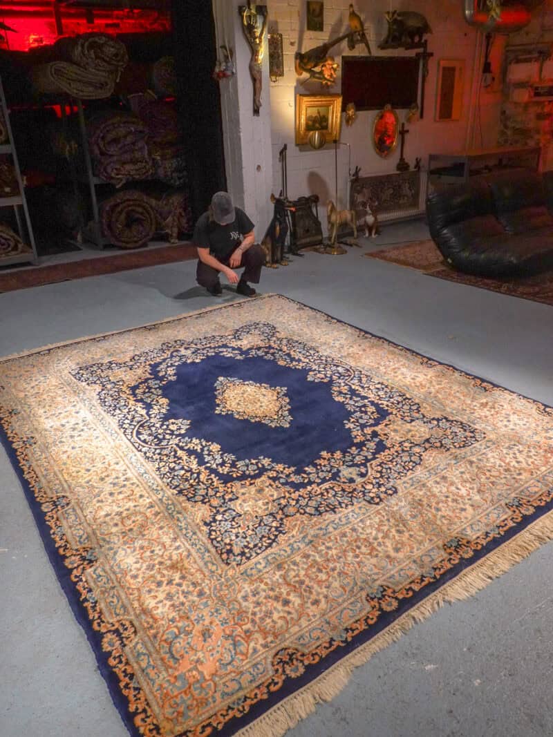 hienostuneen lempeä tummansininen kirman 300 x 250 cm