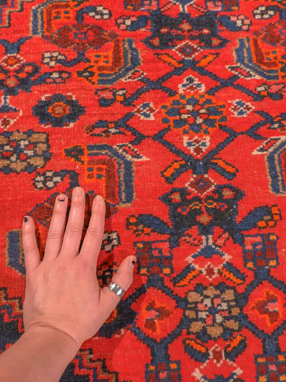 säväyttävän punainen hamadan 210 x 120 cm