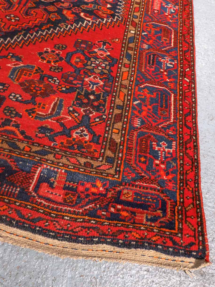 säväyttävän punainen hamadan 210 x 120 cm