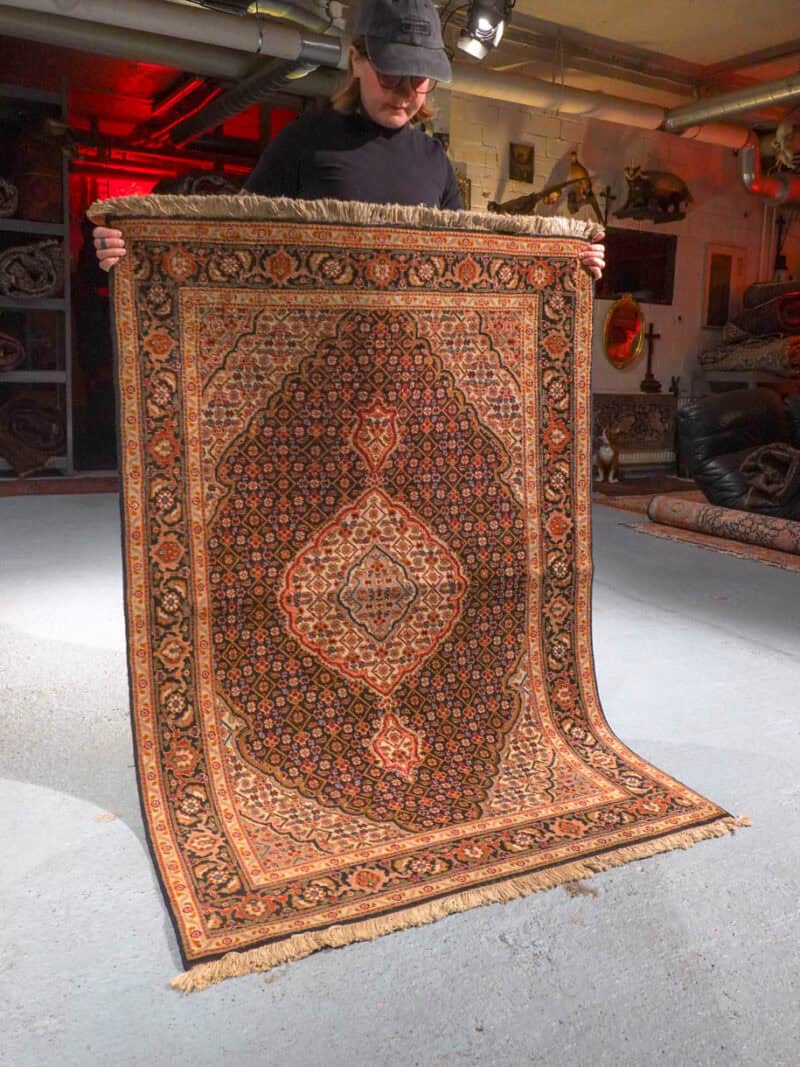 tyylikäs maanläheinen tabriz 155 x 94 cm (kopio)