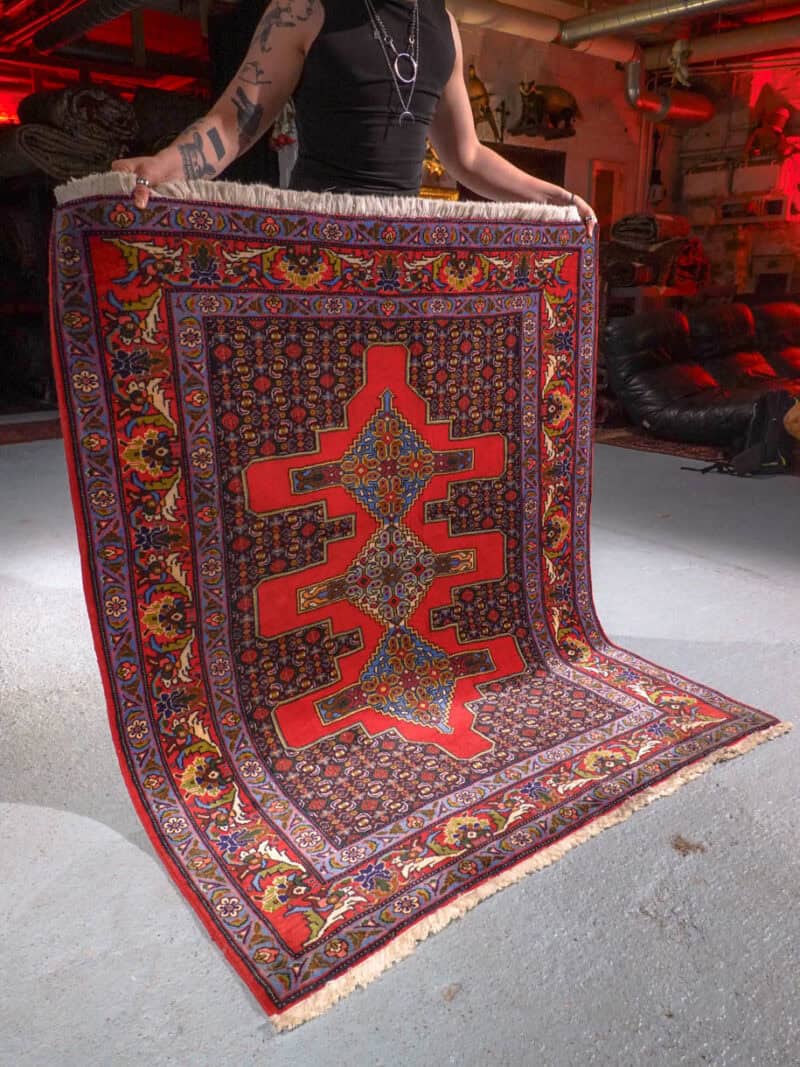 taianomainen senneh 155 x 126 cm