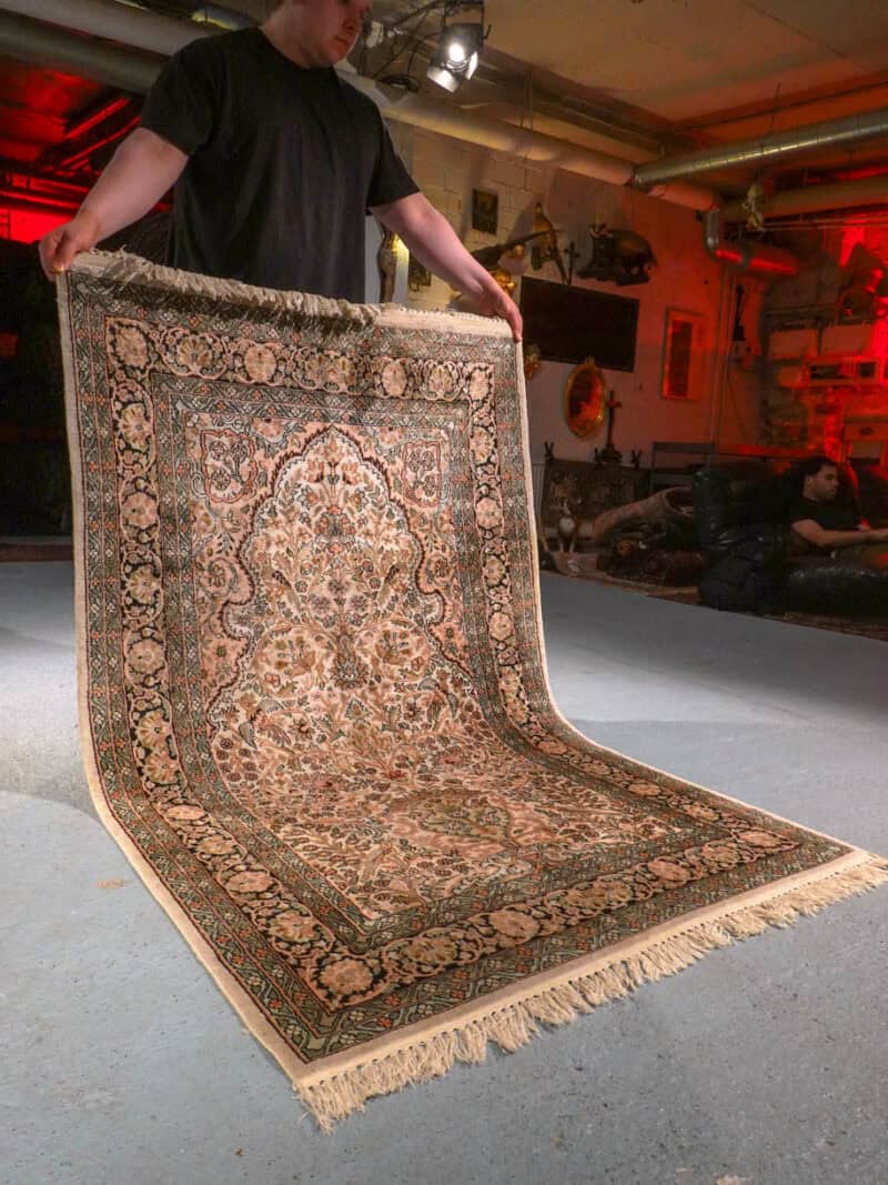 herkän juhlallinen kashmir silkkimatto 191 x 120 cm