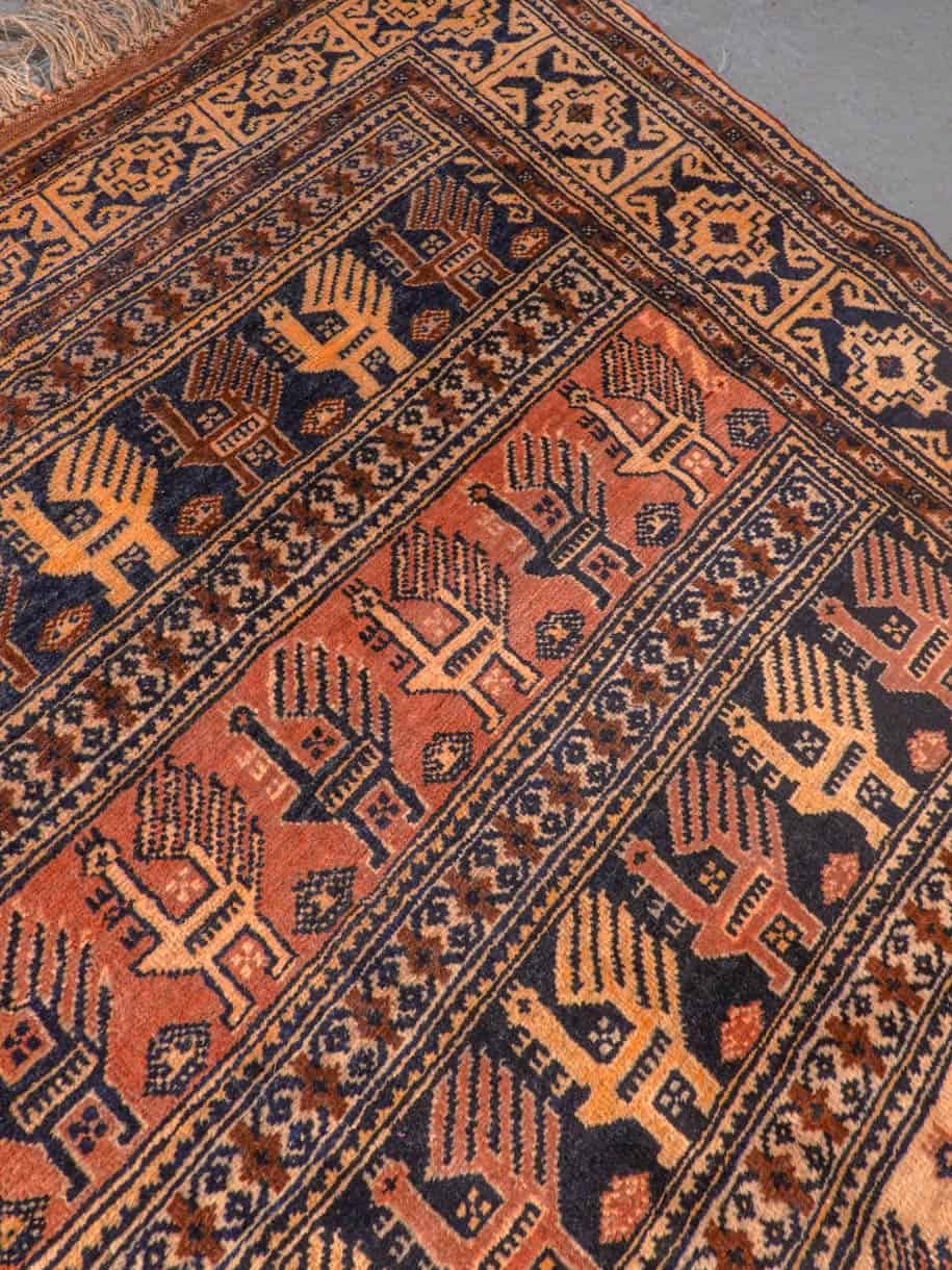 rauhallisen rustiikkinen balutsi 1960 luvulta 138 x 91 cm