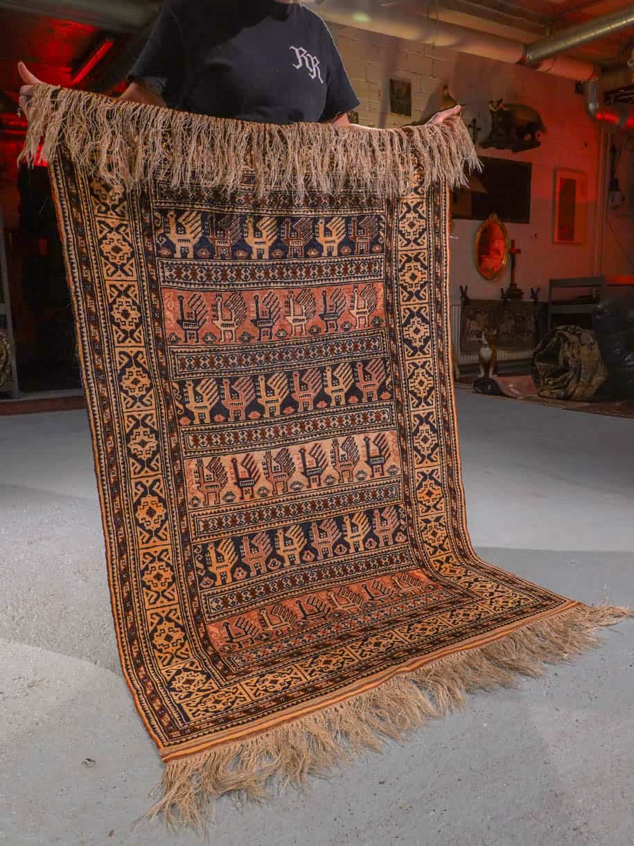 rauhallisen rustiikkinen balutsi 1960 luvulta 138 x 91 cm