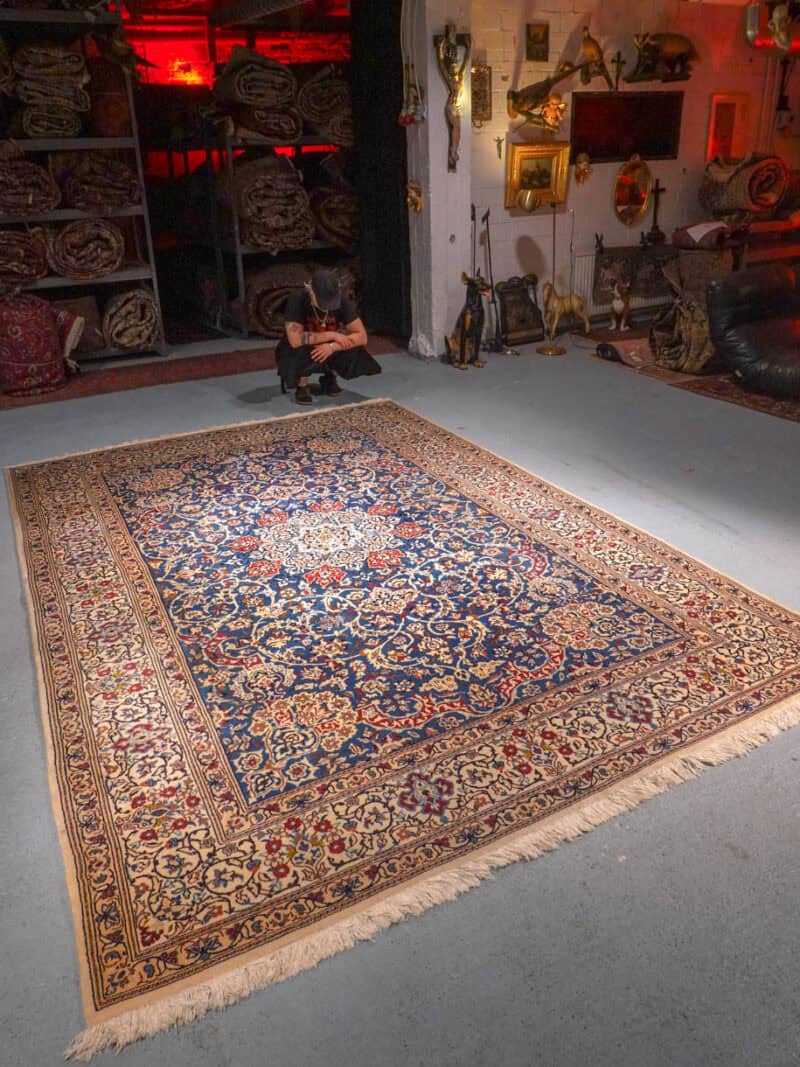 elegantti 6la nain silkillä 280 x 137 cm (kopio)