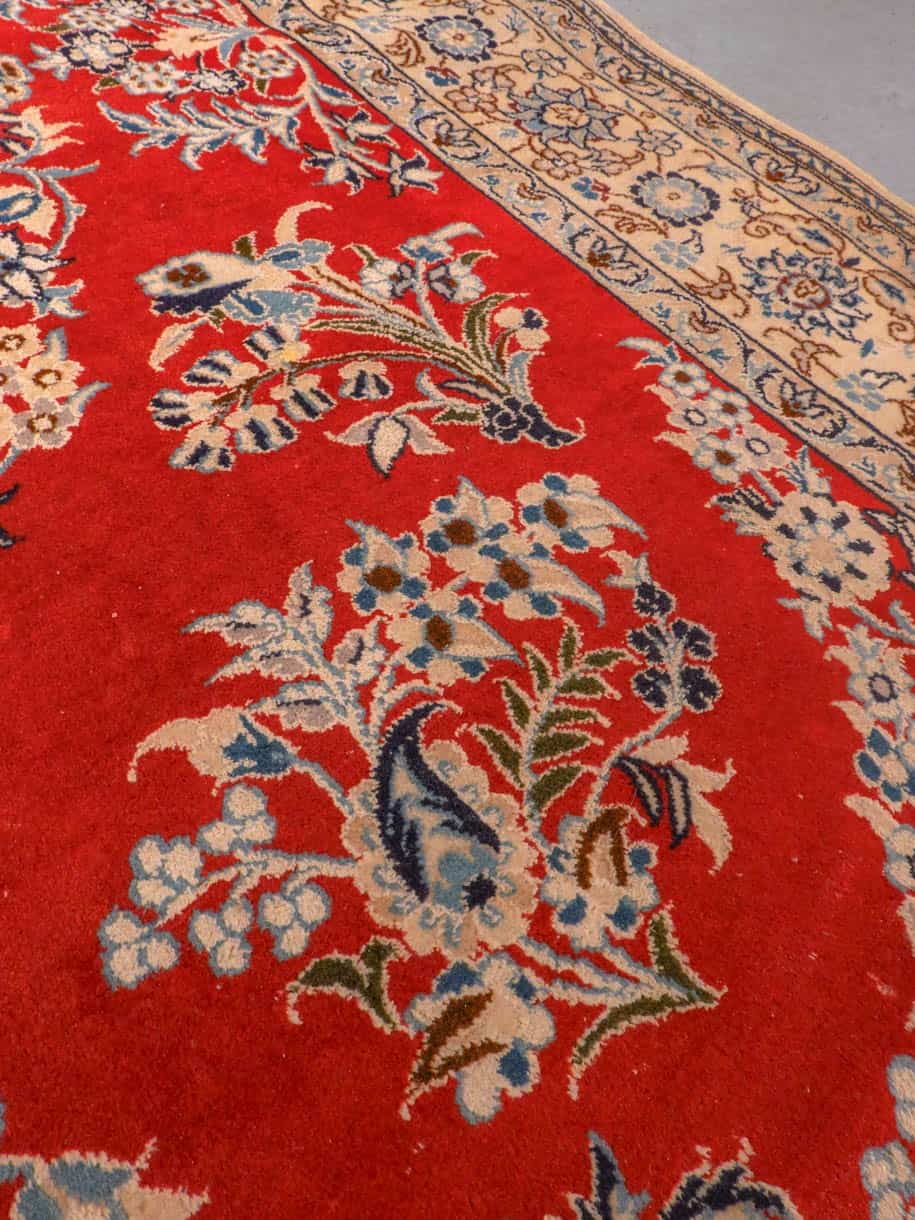 harvinainen punainen nain – 250 x 160 cm (kopio)