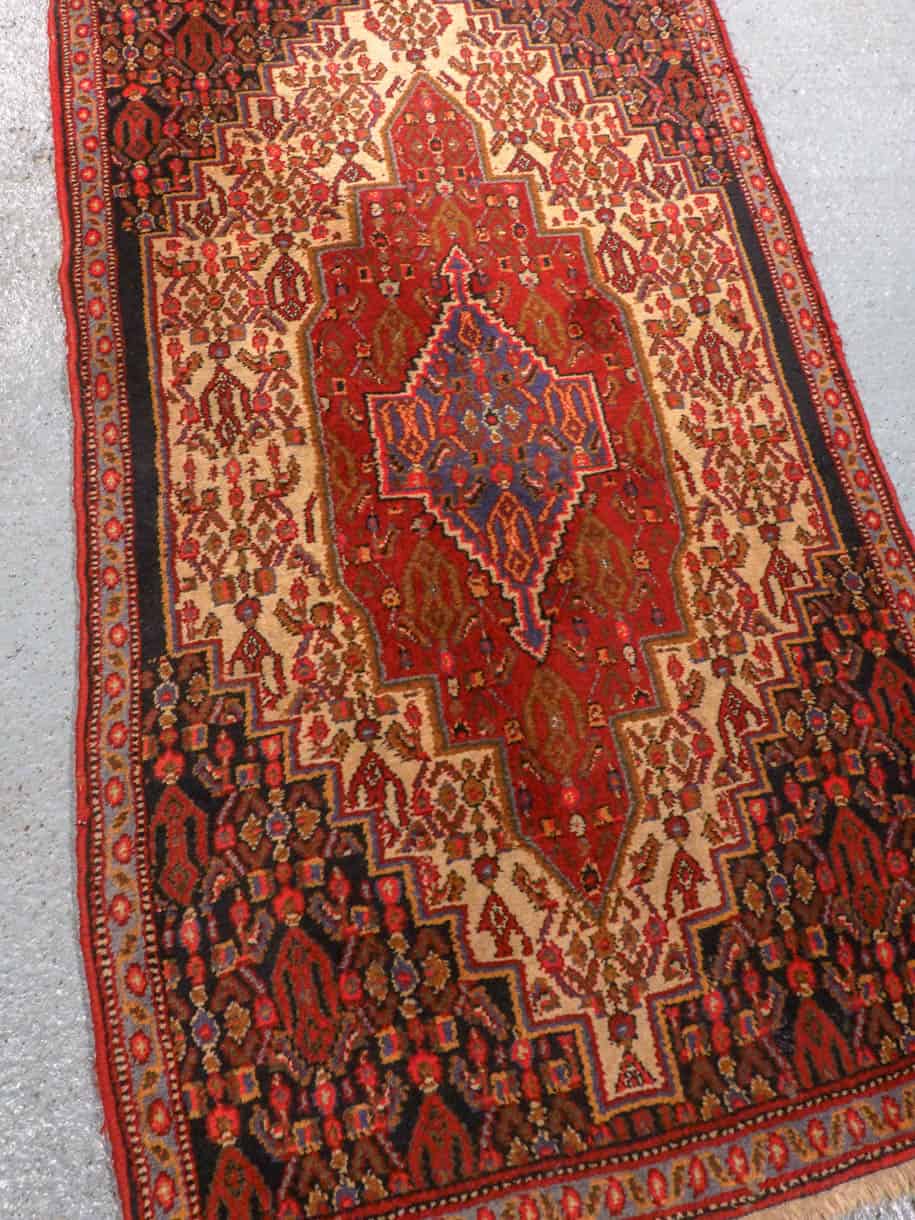 taianomainen senneh 155 x 126 cm (kopio)