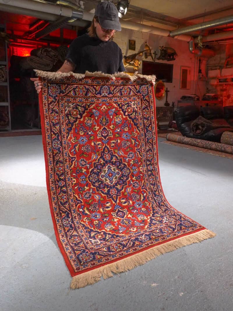 rauhallinen pieni keshan 147 x 95 cm