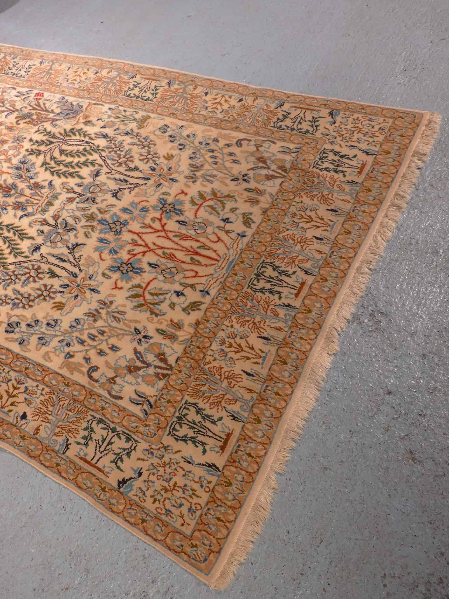 lumoavan yksityiskohtainen ghom 230 x 139 cm (kopio)