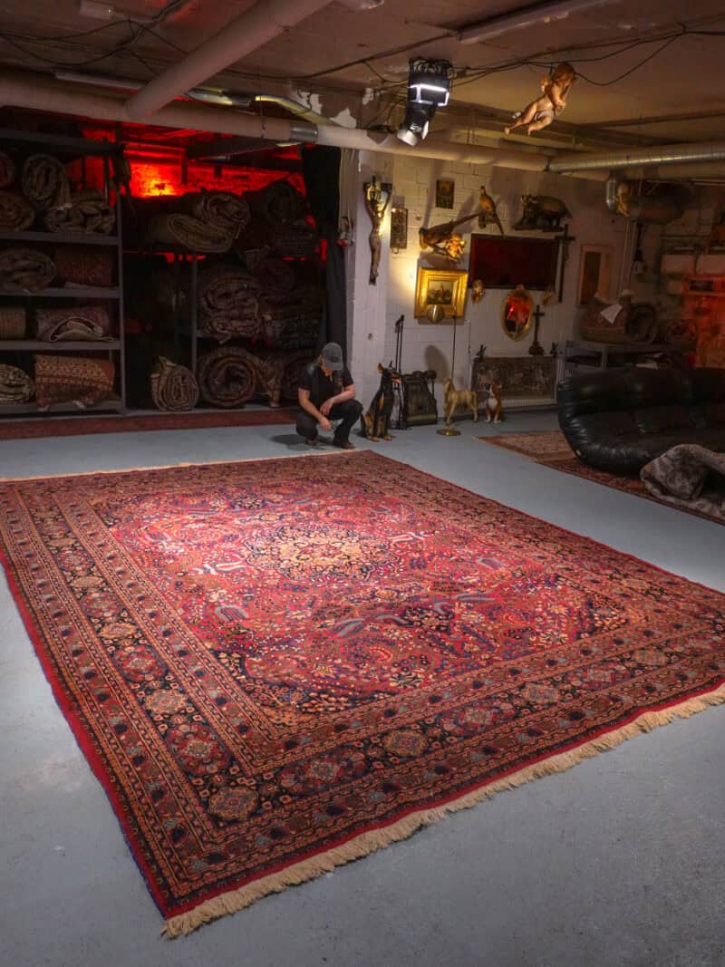 viininpunainen palatsikokoinen meshed – 410 x 315 cm
