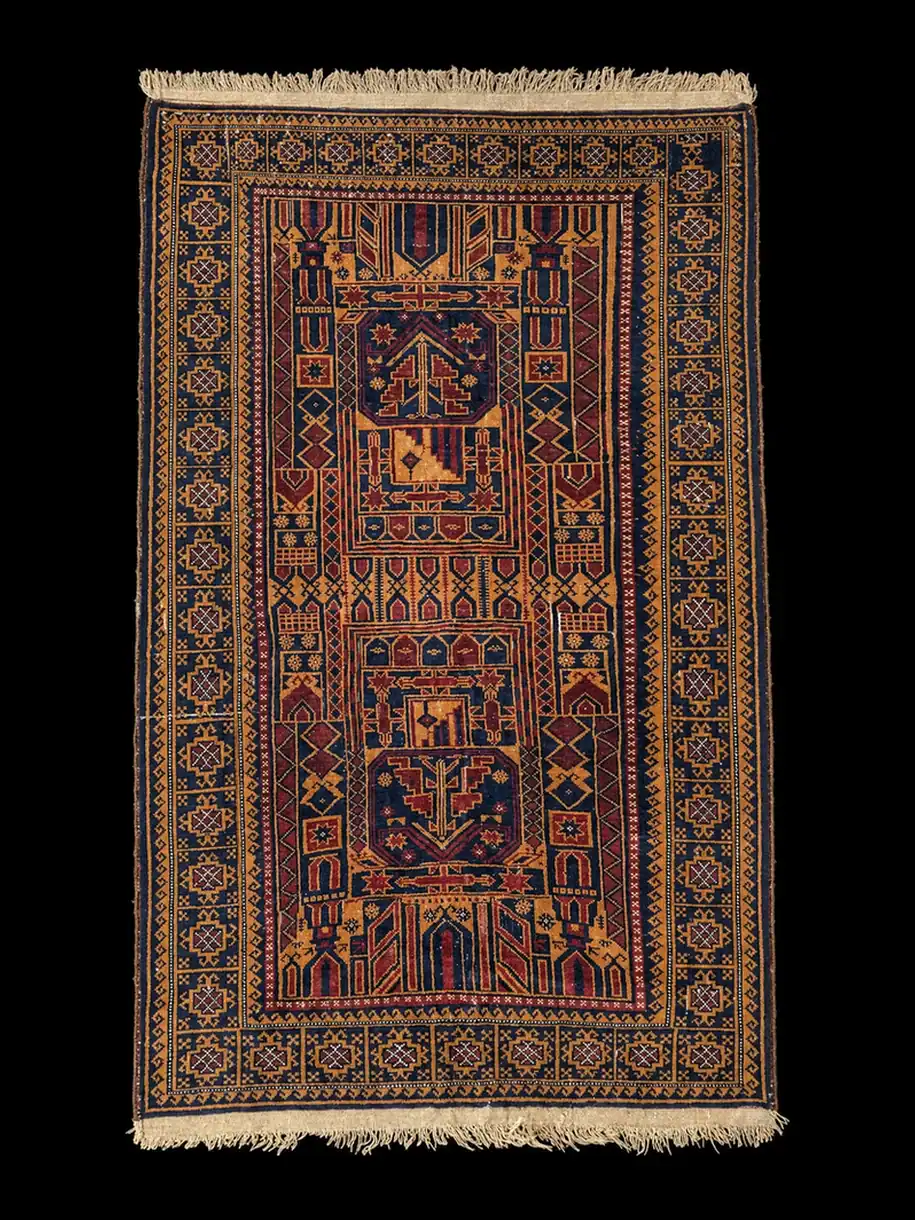 Geometrinen puoliantiikki-Balutsi - 178 x 104 cm, ylhäältä kuvattu